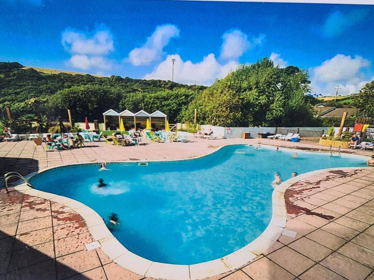 Mawgan Pads Newquay Bay Villa Luaran gambar